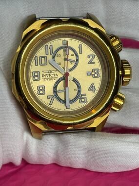 Men's Invicta Pro Diver Chronograph Watch with Gold-Tone Dial 15071